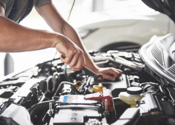 Maintaining Your Car: 6 Simple Tips to Keep Your Vehicle in Pristine Condition