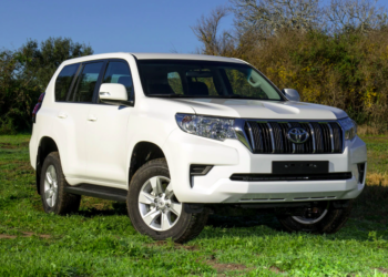 Top SUVs for Long Drives Across Tanzania’s Terrain