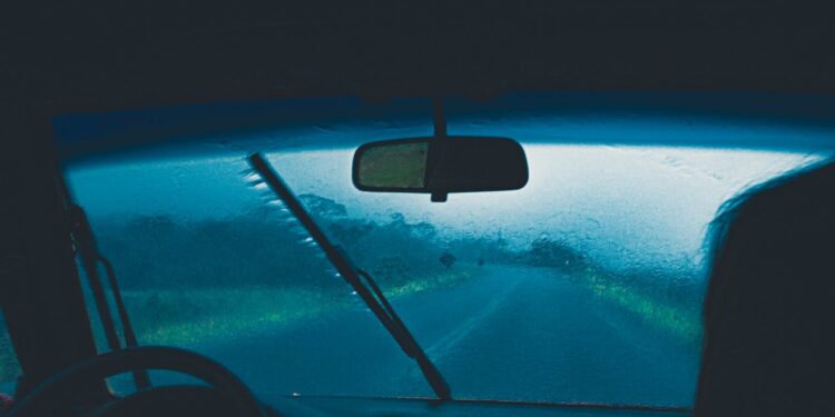 5 Common Driving Mistakes That Can Damage Your Car